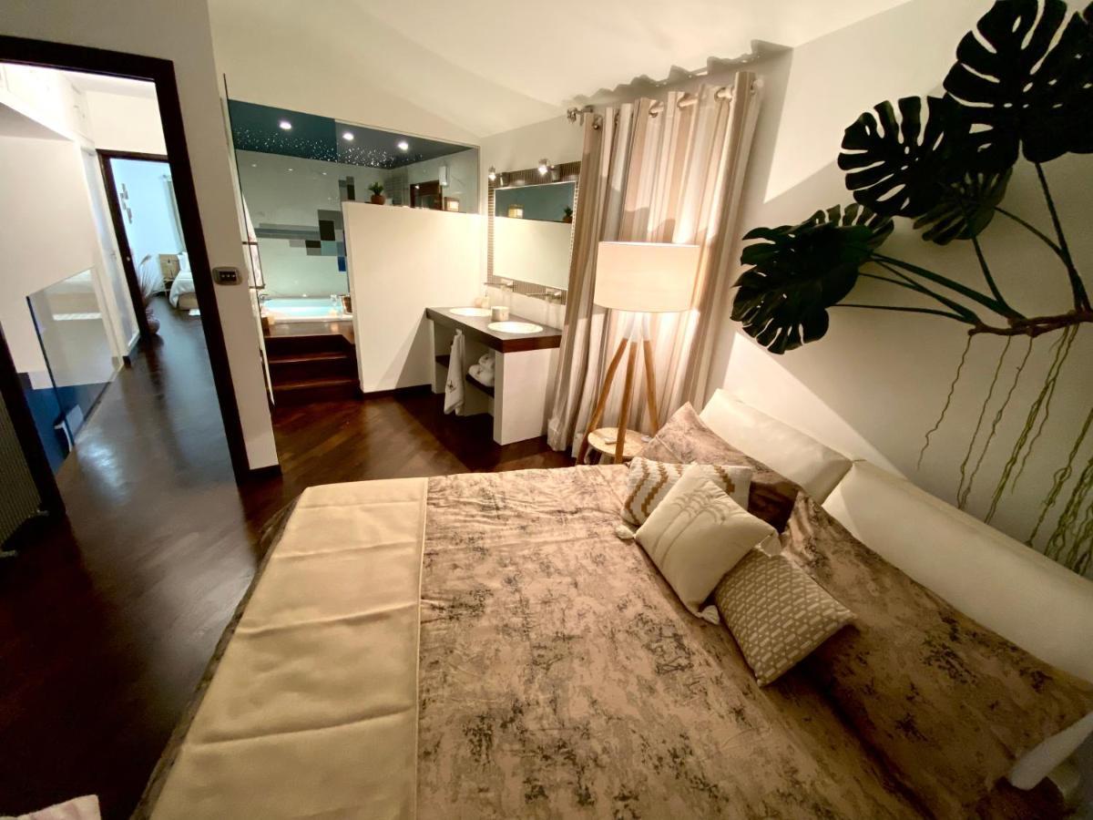 Wood Luxury House Apartment Пескара Екстериор снимка