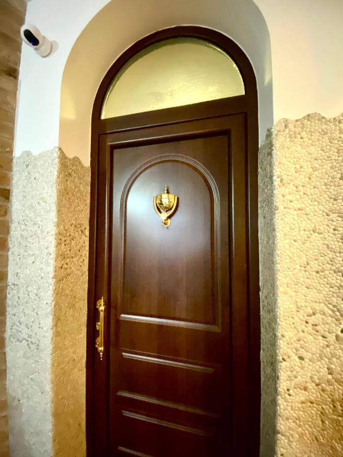 Wood Luxury House Apartment Пескара Екстериор снимка