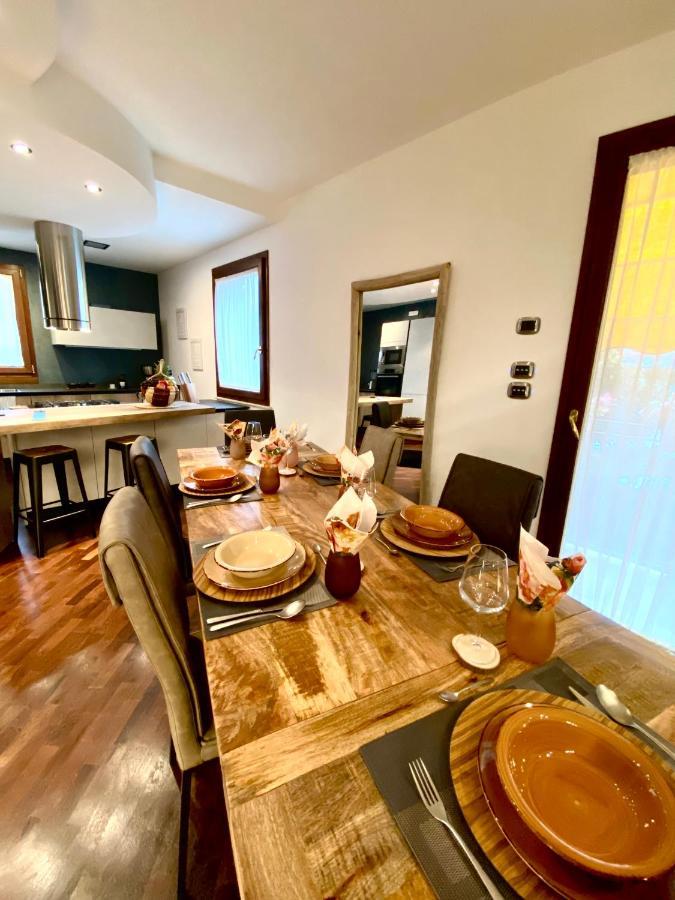 Wood Luxury House Apartment Пескара Екстериор снимка